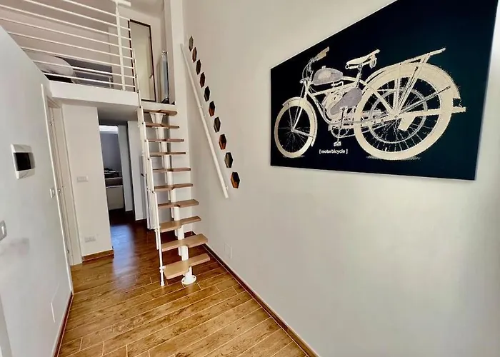 Pregevole Loft Con Soppalco